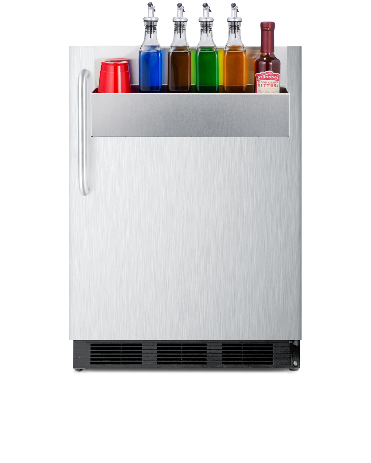Commercial outdoor all-refrigerator for built-in or freestanding use, with removable Speed Rail and complete stainless steel exterior